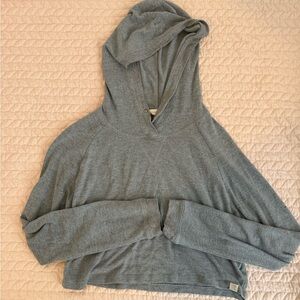 La Hearts Heather Gray Cropped Hoodie